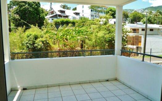 Charmant 2 pièces de 49m² au début des rampes de Saint François.