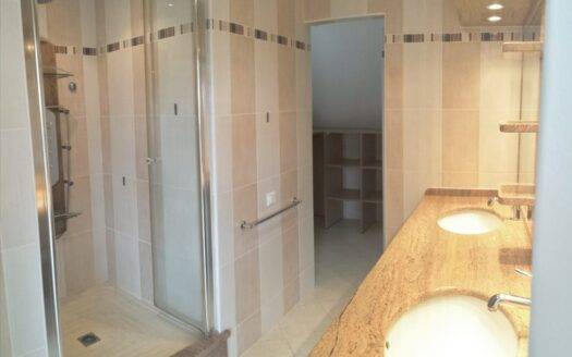 Superbe Villa 160m² duplex F5/6 sur terrain 400m²