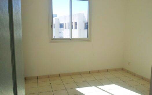 T2 climatisé avec varangue en hyper centre